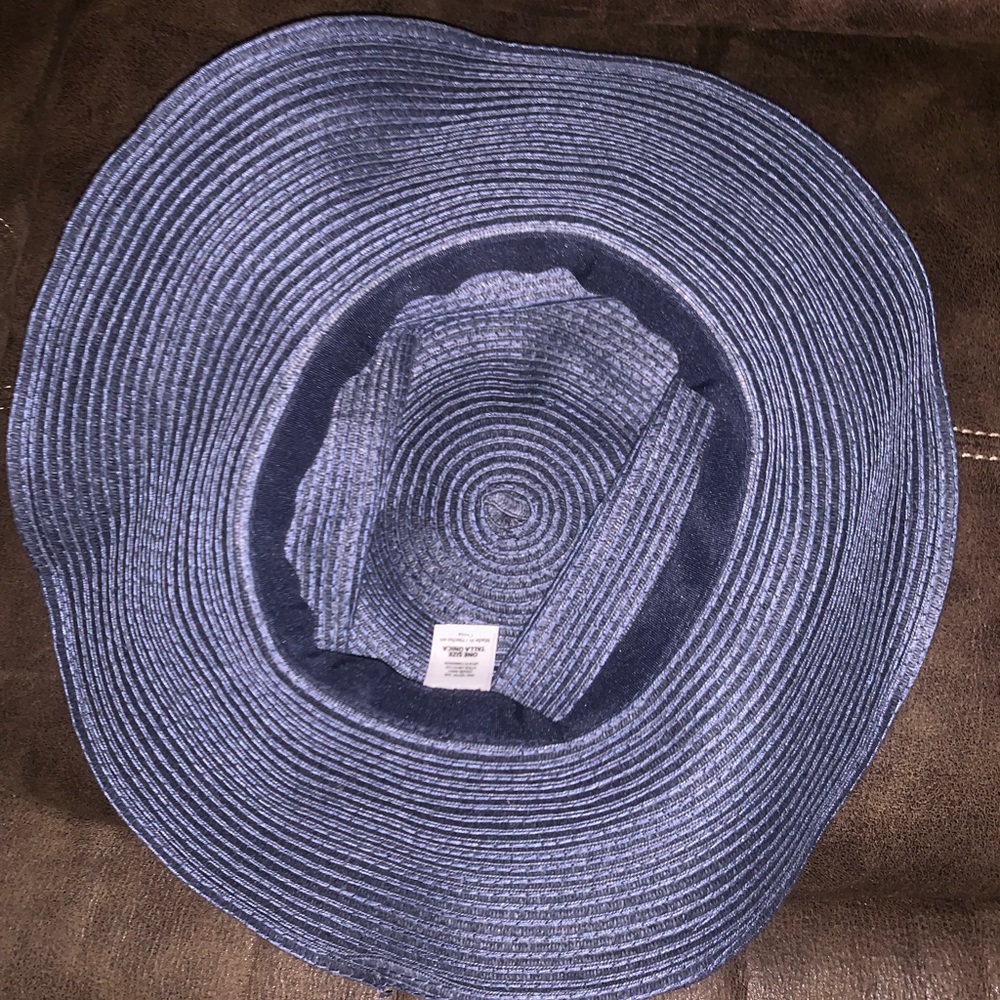 Hat - Picture 2 of 2